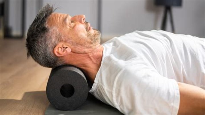 Is it bad to rub your neck?